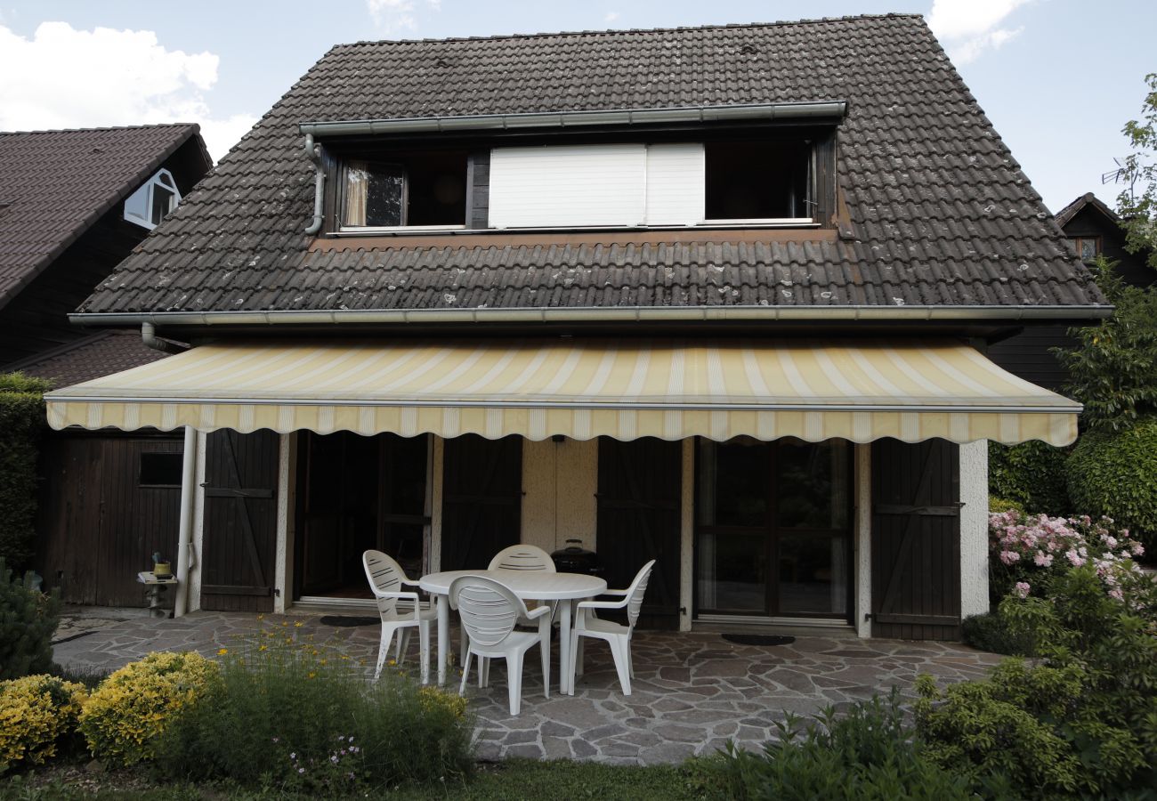 House in Seynod - Lovely house with garden, jardin et terrasse