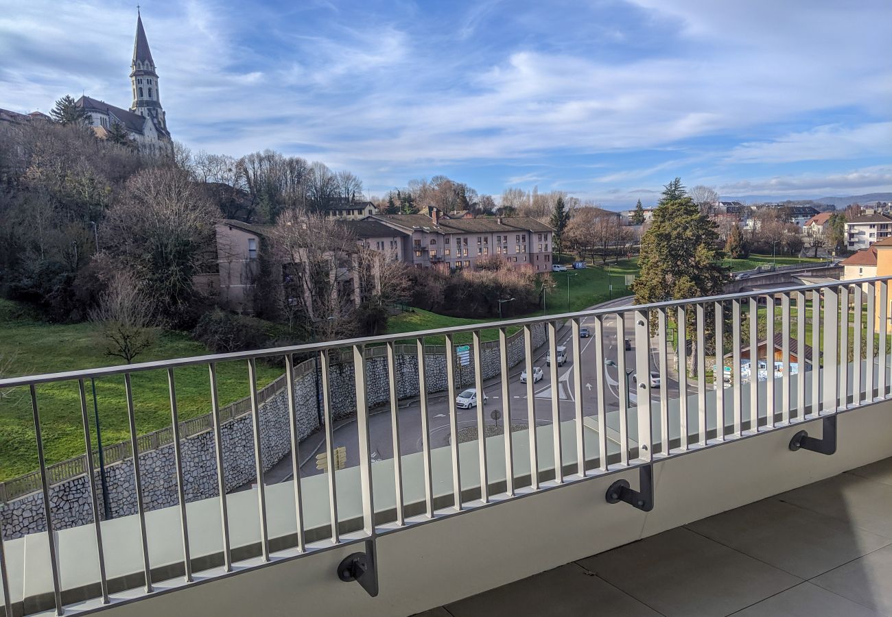 Apartment in Annecy - Le nid du lac d'Annecy