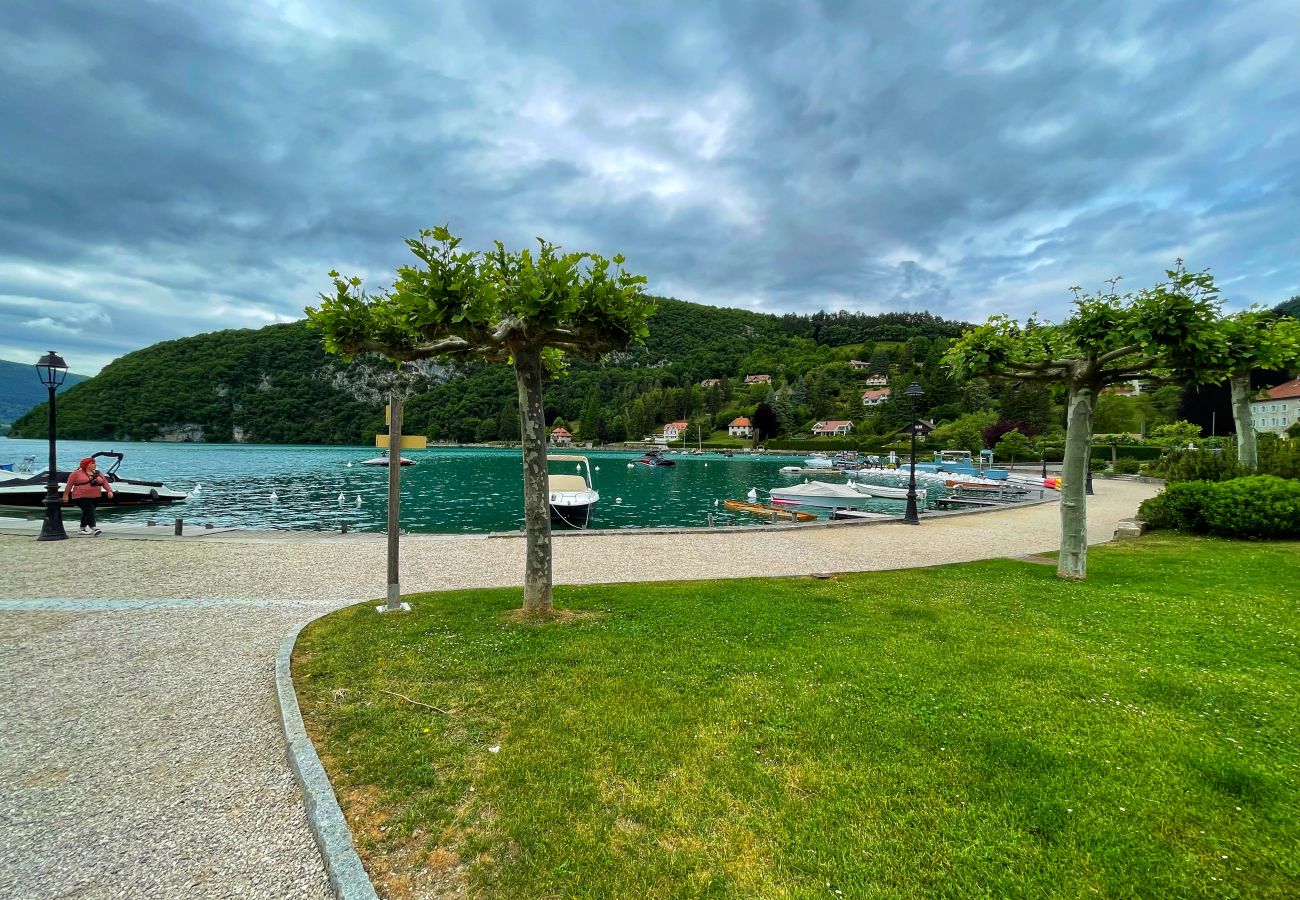 Apartment in Doussard - Reflet Bleu du Lac d'Annecy