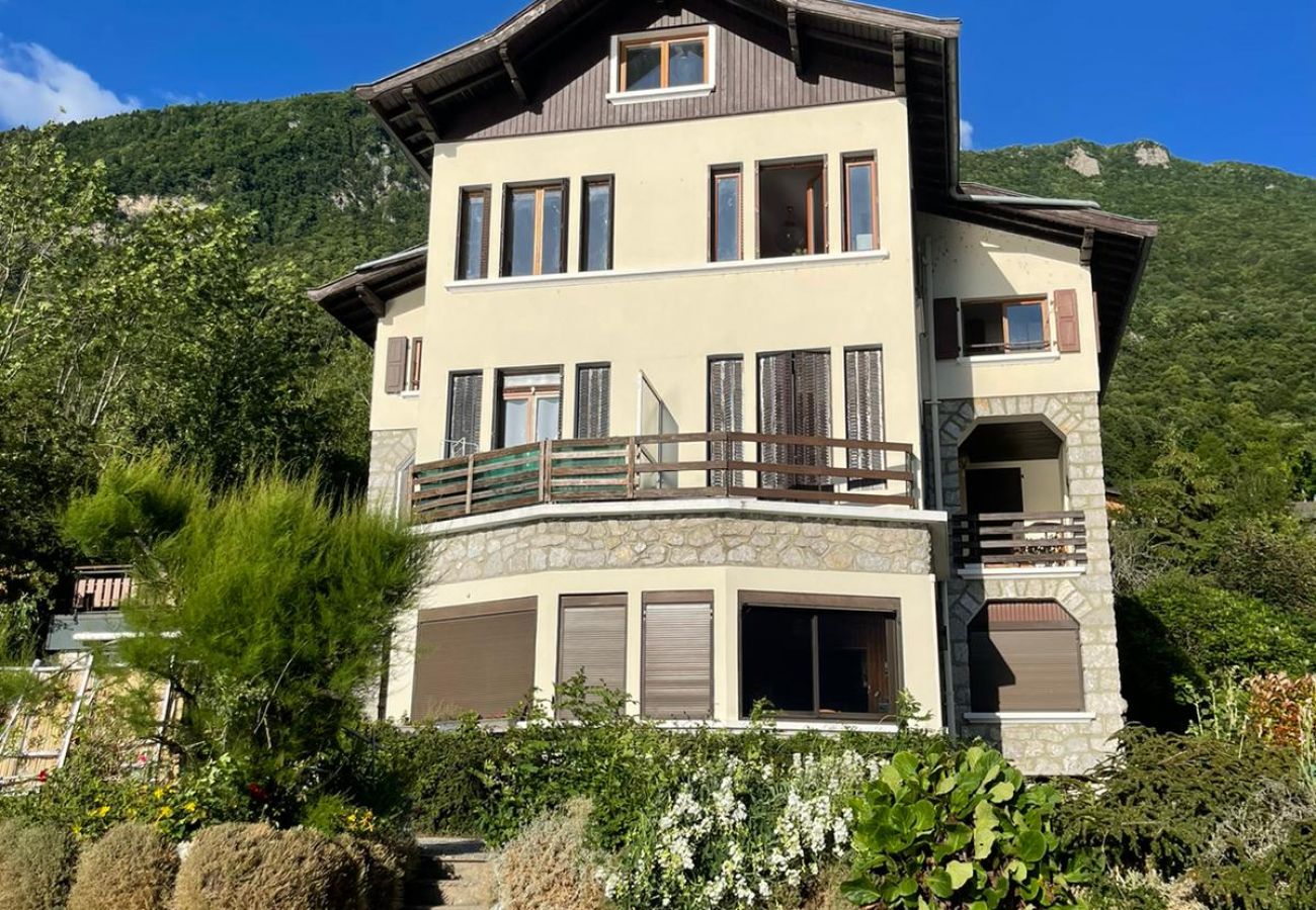 Apartment in Doussard - Reflet Bleu du Lac d'Annecy