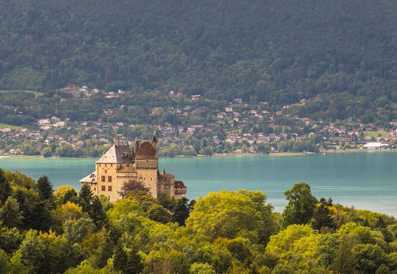 Apartment in Annecy - Le Bleu Du Lac 3* - Proche lac & vieille ville