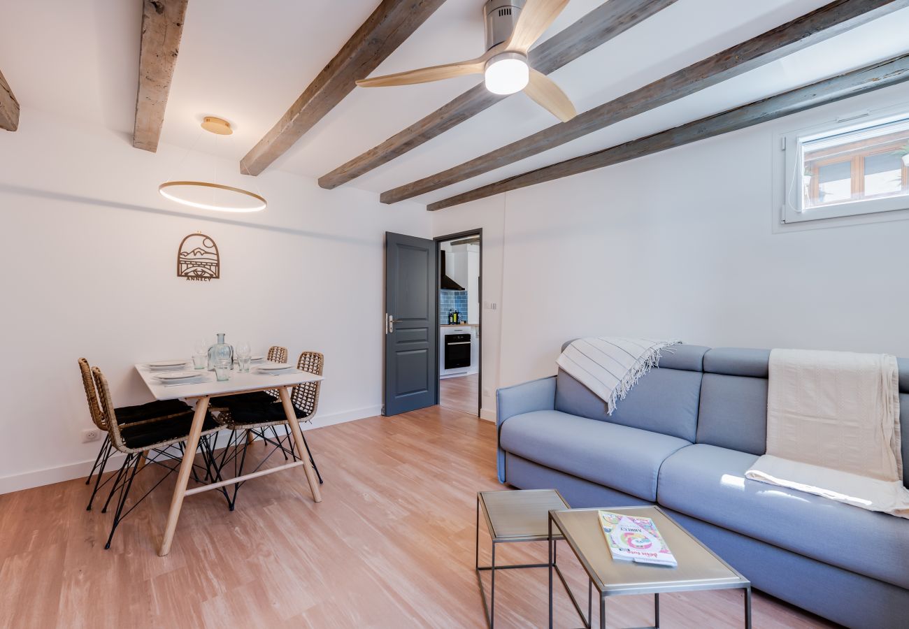 Apartment in Annecy - L'Escale bleue