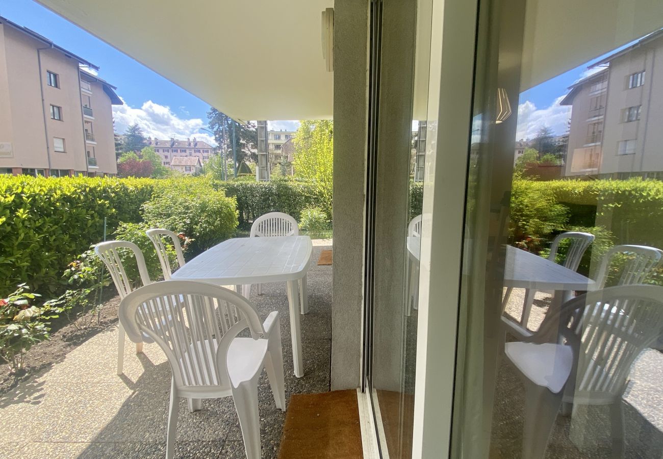 Appartement à Annecy - Le Gouverneur, 100m du lac avec parking