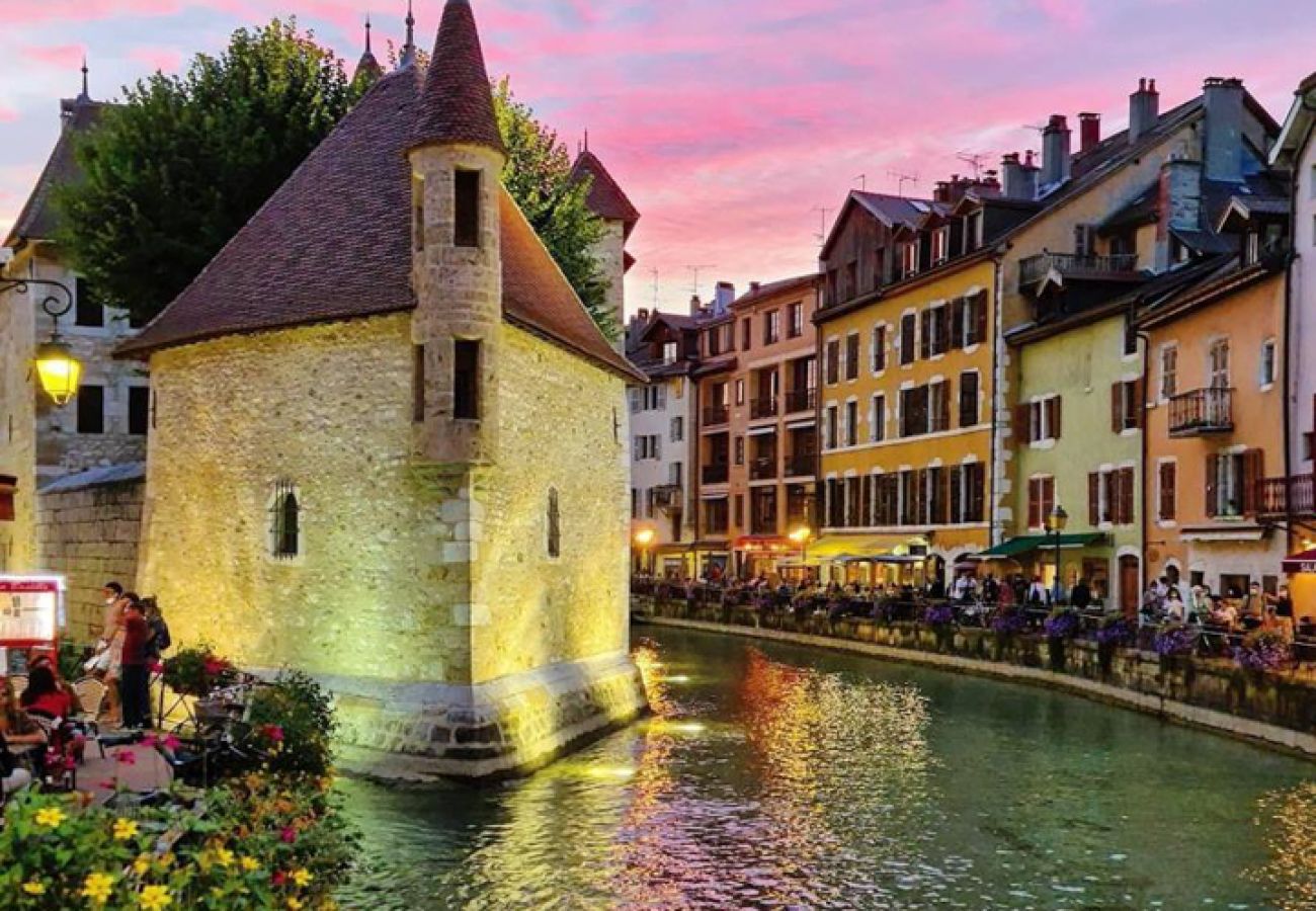 Appartement à Annecy - La Prairie, centre ville avec parking